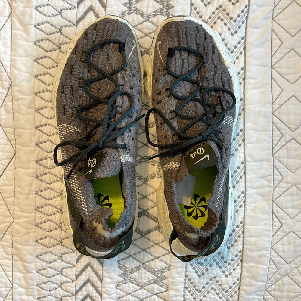 Nike space hippie 04’